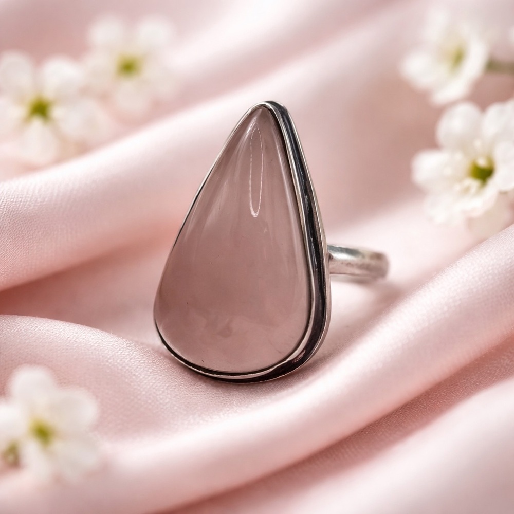 *NEW* 925 Silver Natural Rose Quartz Teardrop Ring